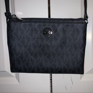 Brand New Michael Kors crossbody purse
